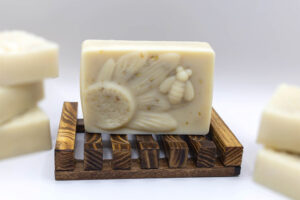 Oatmeal Honey Honeybee Soap